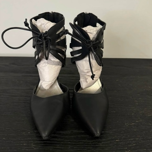 BCBGeneration Delphina Heels - Black Lace-Up Pointed Toe Pumps, Size 9 - Picture 7 of 7